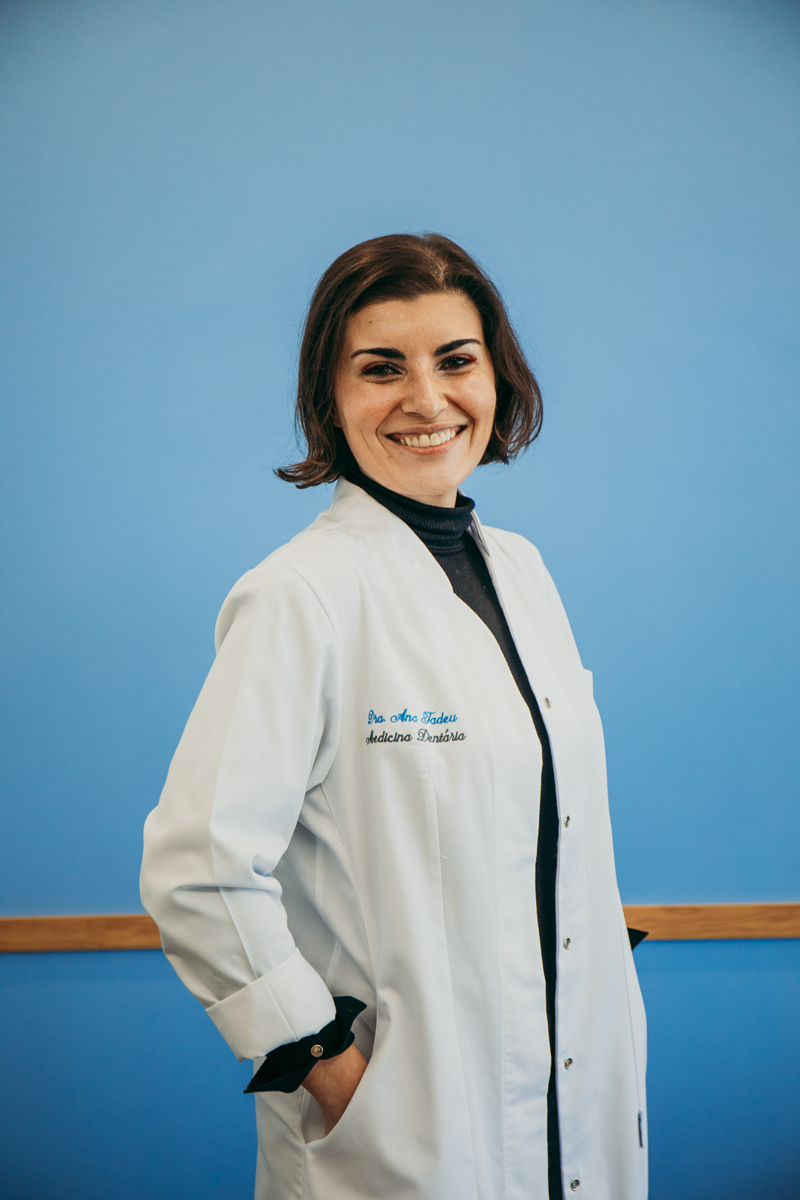 Dra. Ana Tadeu